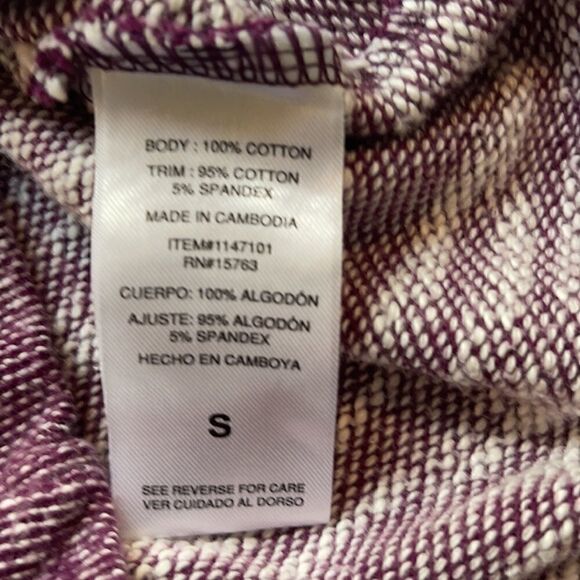 ChampionâUniversityâofâWashington sweaterâsweatshirt.ââSizeâSmall. - Picture 5 of 5